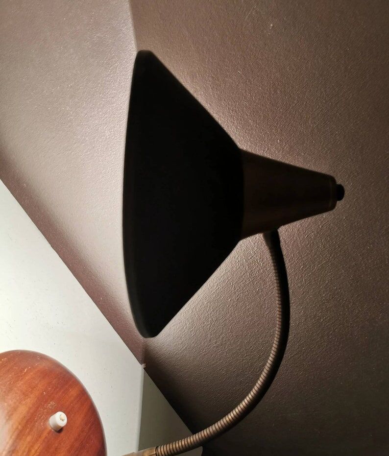 Lampe de bureau design avec abat-jour conique 1970