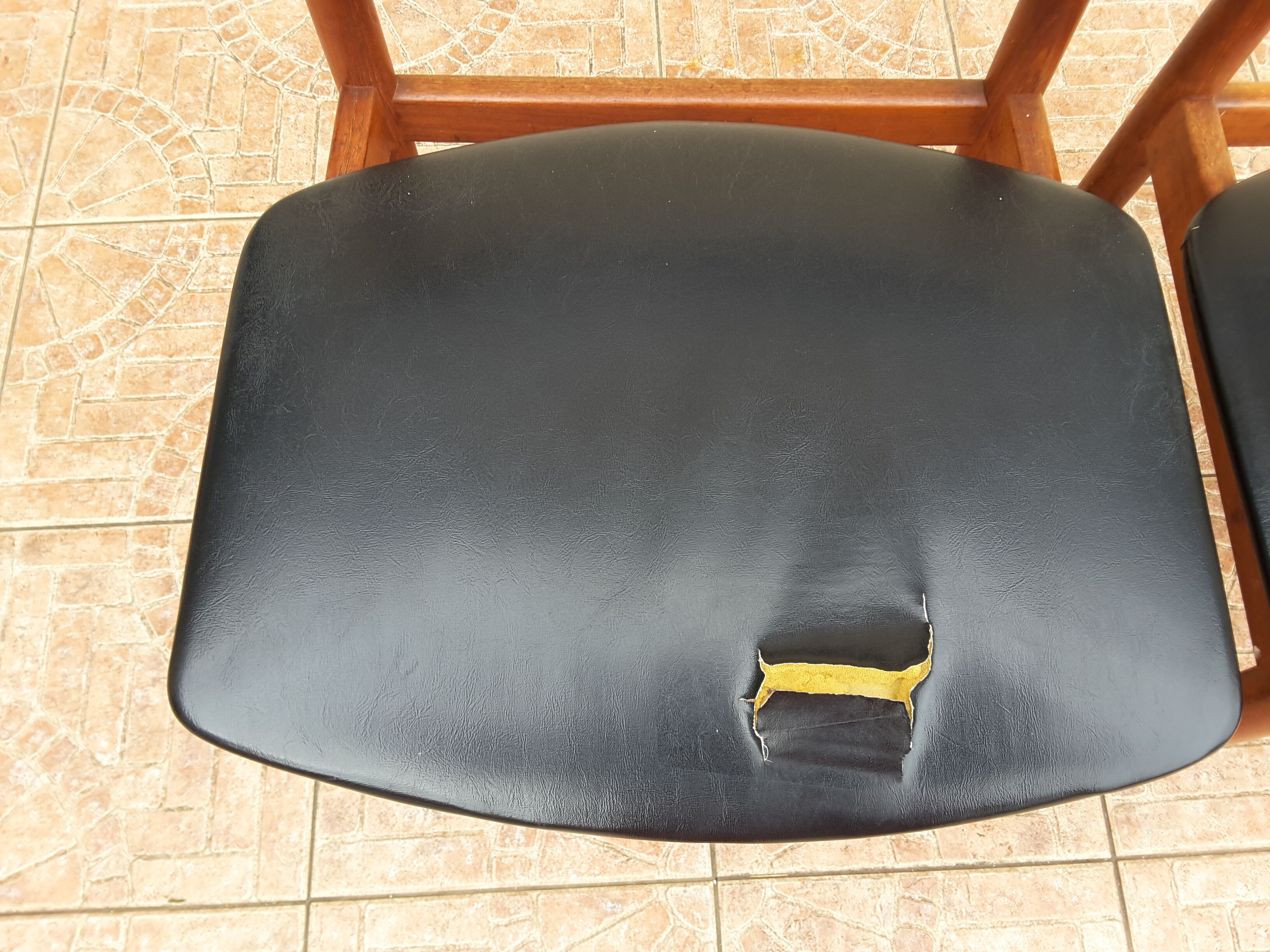 Set of 4 Scandinavian chairs by S. Chrobat for Sax