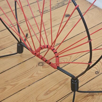 Vintage black metal magazine rack with red scoubidou - 1960s