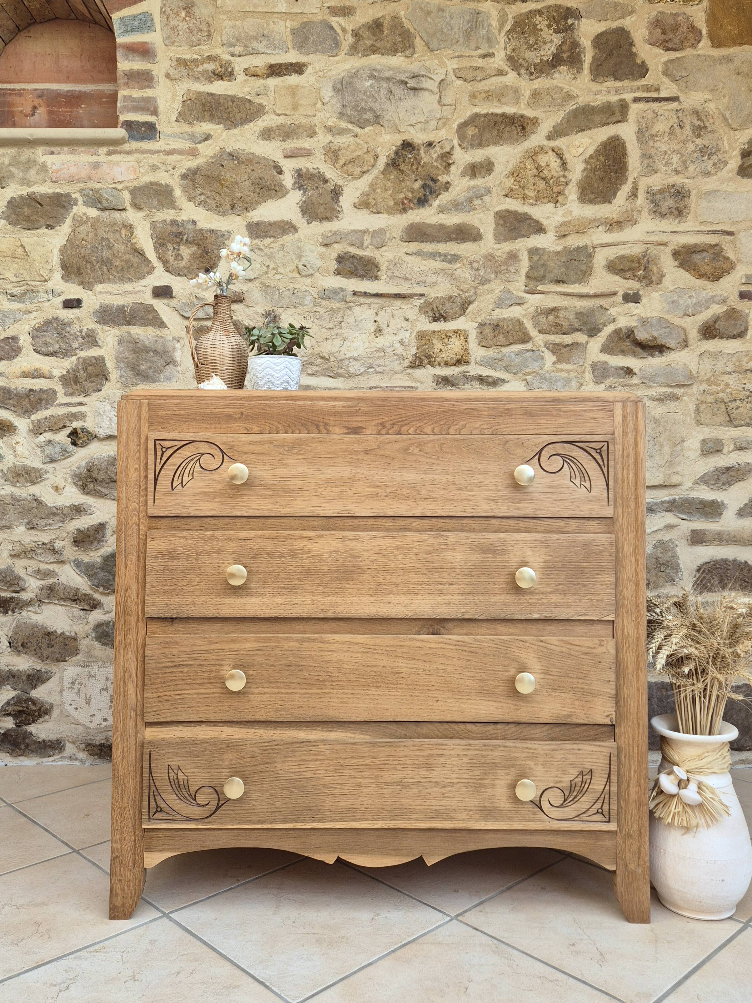 Art Deco chest of drawers
