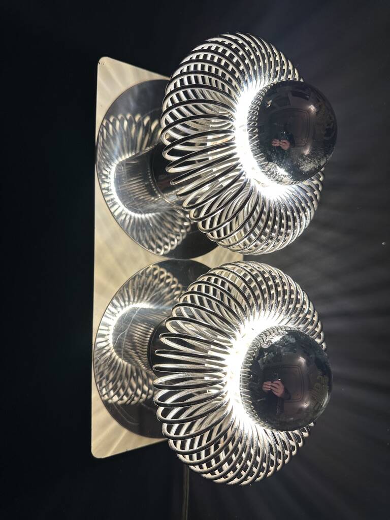 Double "spring" wall light Andréa Lazzari. Vintage.