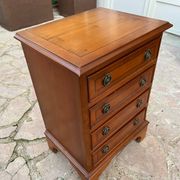 Petit chiffonnier 4 tiroirs