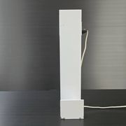 Lampe 1980 vintage en métal laqué blanc