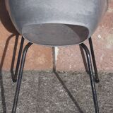 Tulip chair by Pierre Guariche. (Steiner Edition, 1950s)