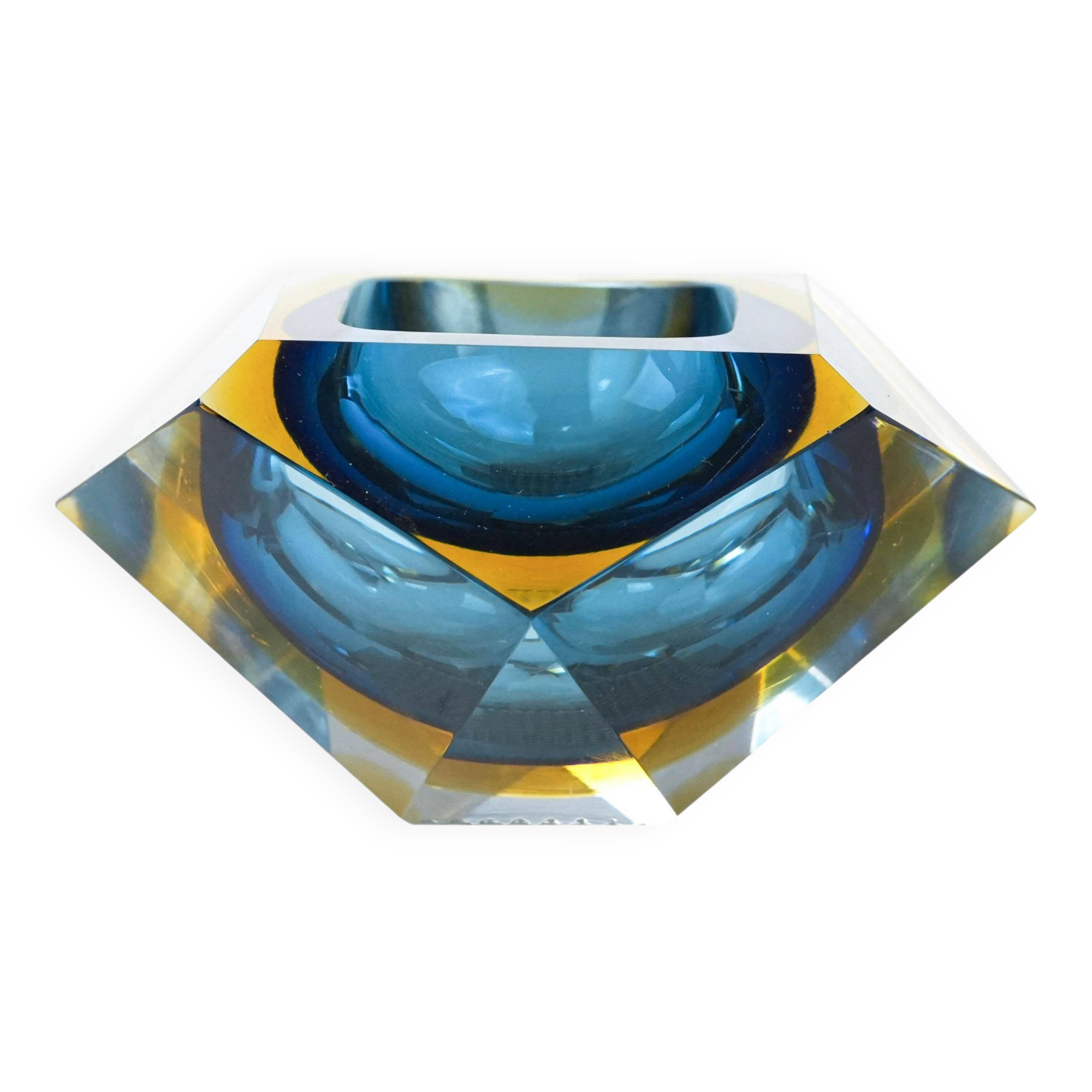 Bowl, Murano glass, Italian design, 1960s, made in Italy