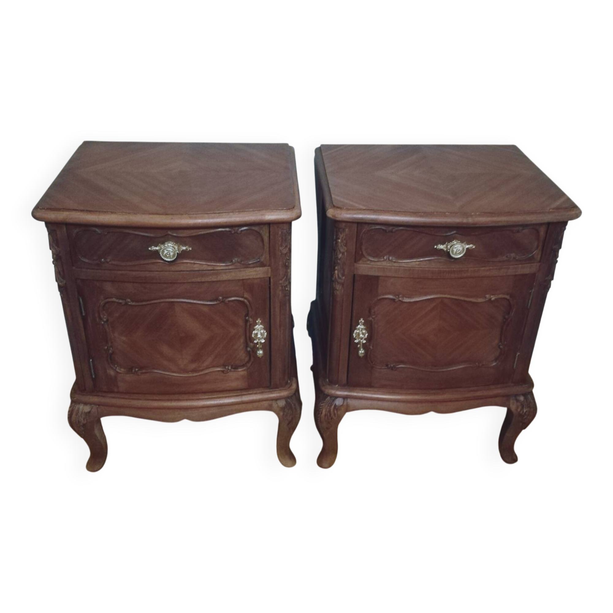 Paire de tables de chevets en acajou