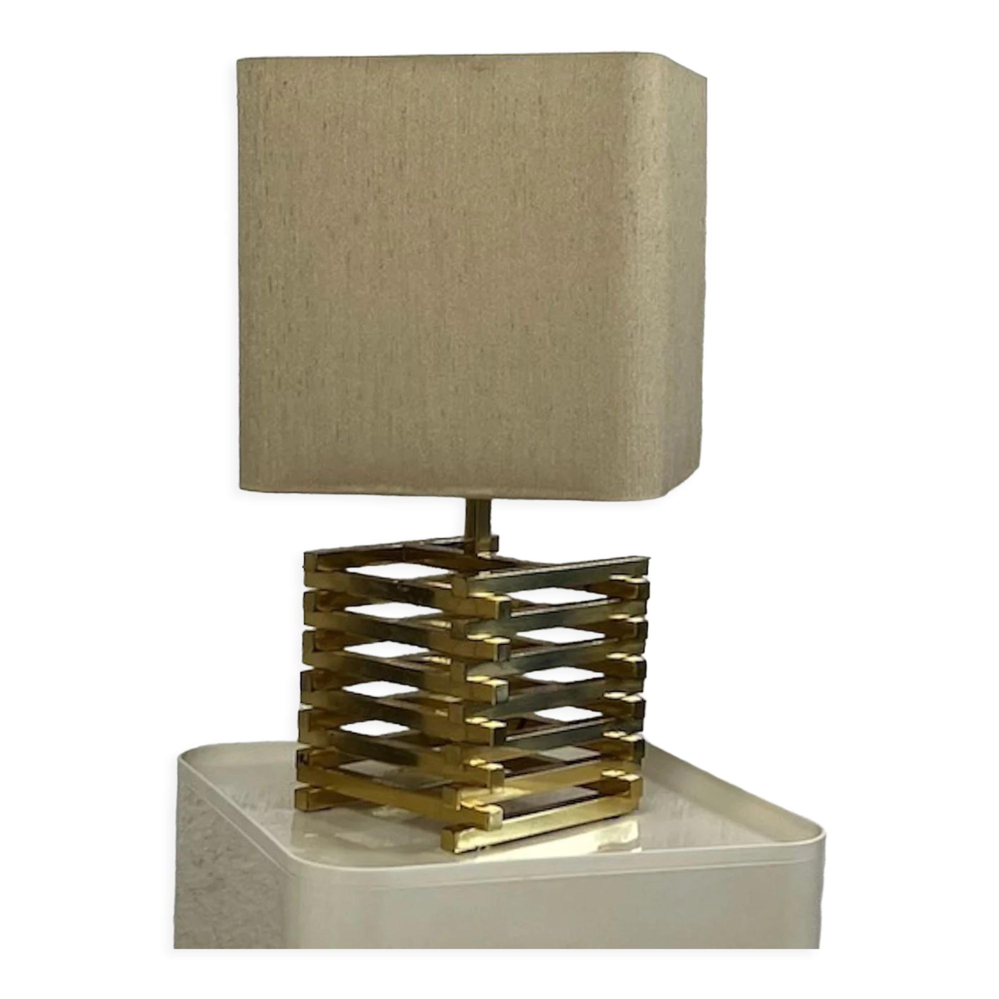 Lampe de table en laiton de luxe par Romeo Rega, années 60