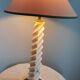 Twisted lamp foot in white marble and brass, square base - 1950's