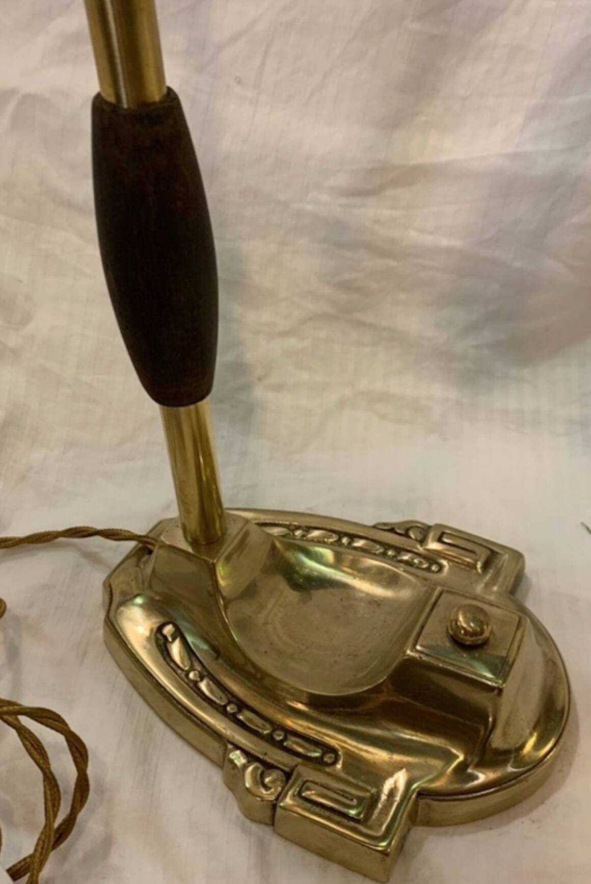 Lampe de table Churchill en laiton et bronze, années 1920