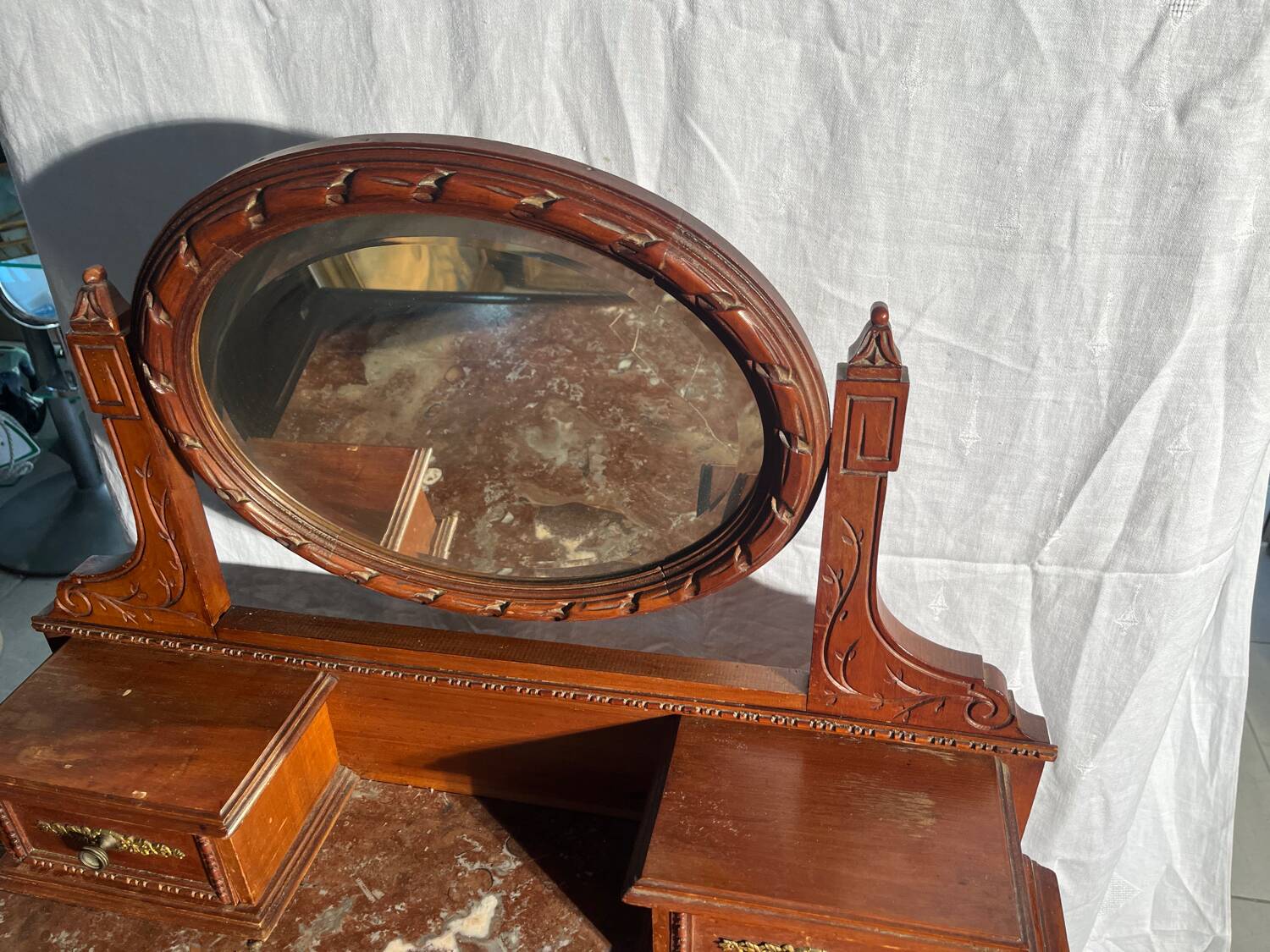 Coiffeuse avec miroir