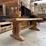 Monastery-style table in oak and elm