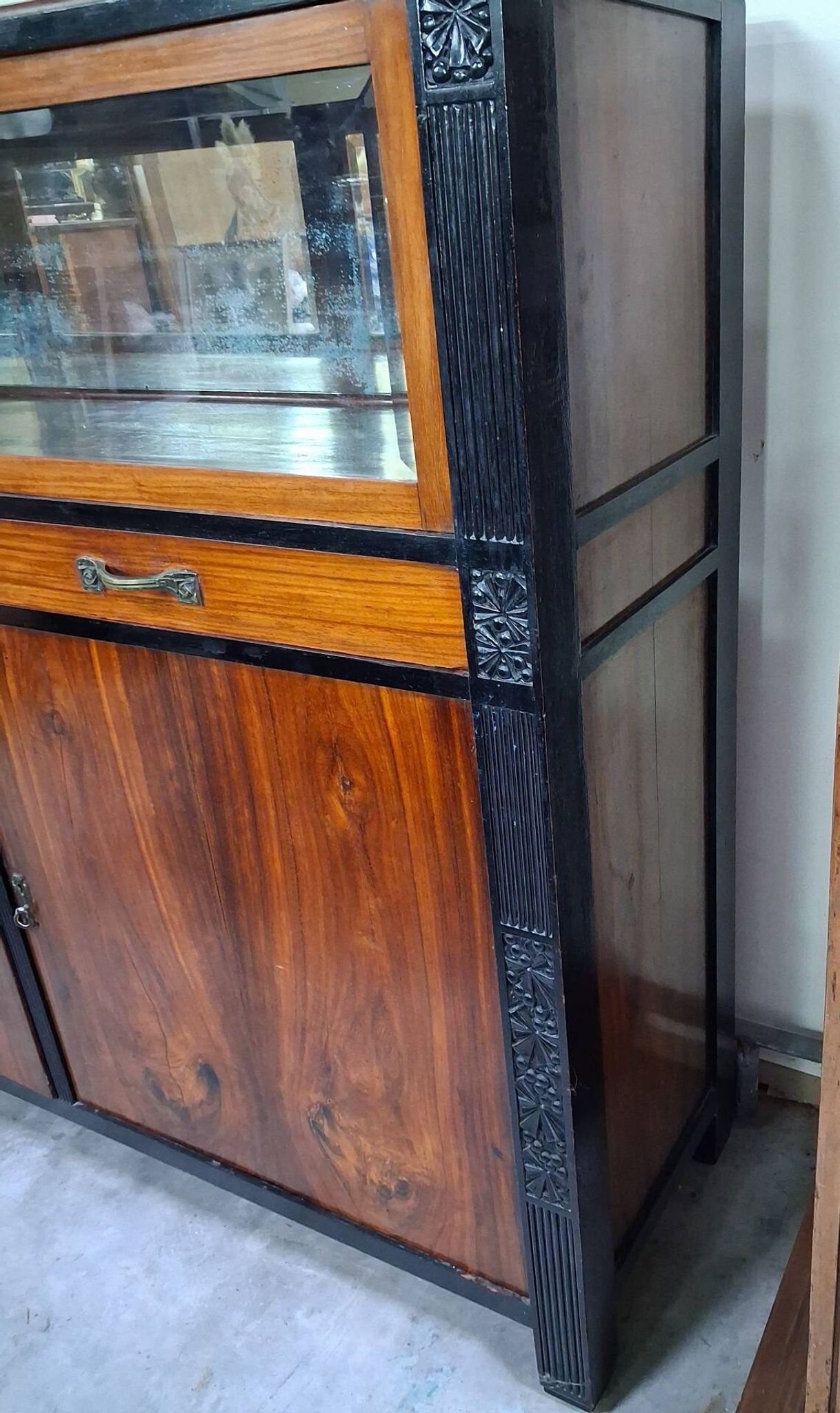 Vitrine / bibliothèque d'appui époque Art Déco en palissandre et bois