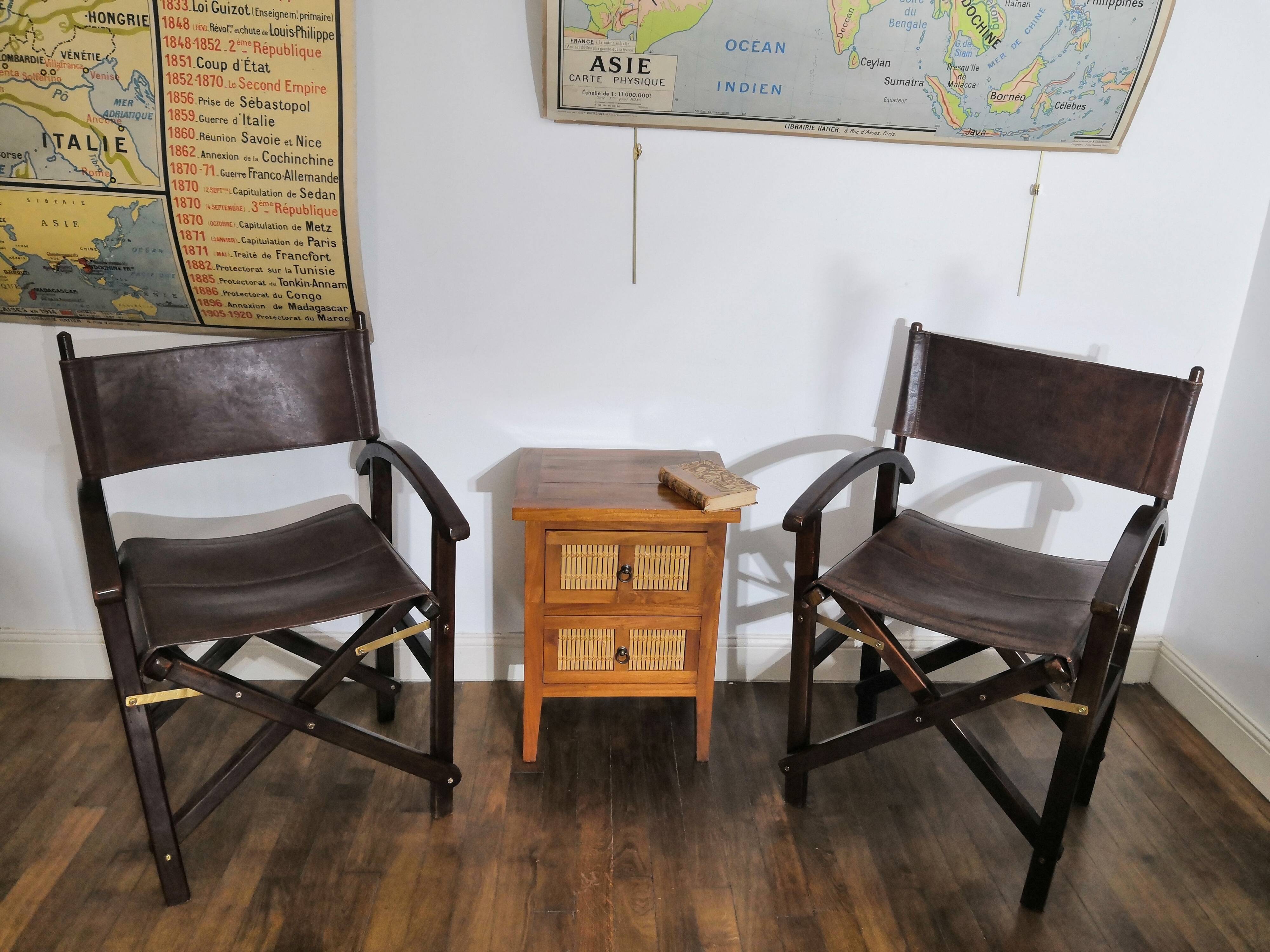 Folding leather screenwriter armchair