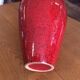 Vase en porcelaine rouge