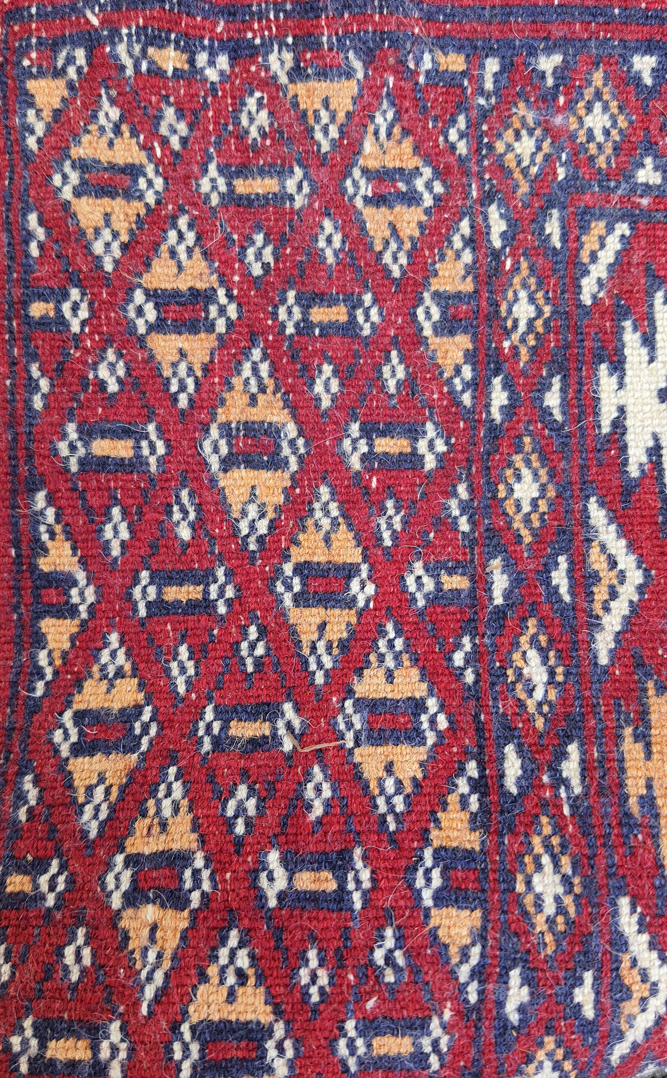 Handmade wool carpet Bukhara Pakistan 118x 61 cm