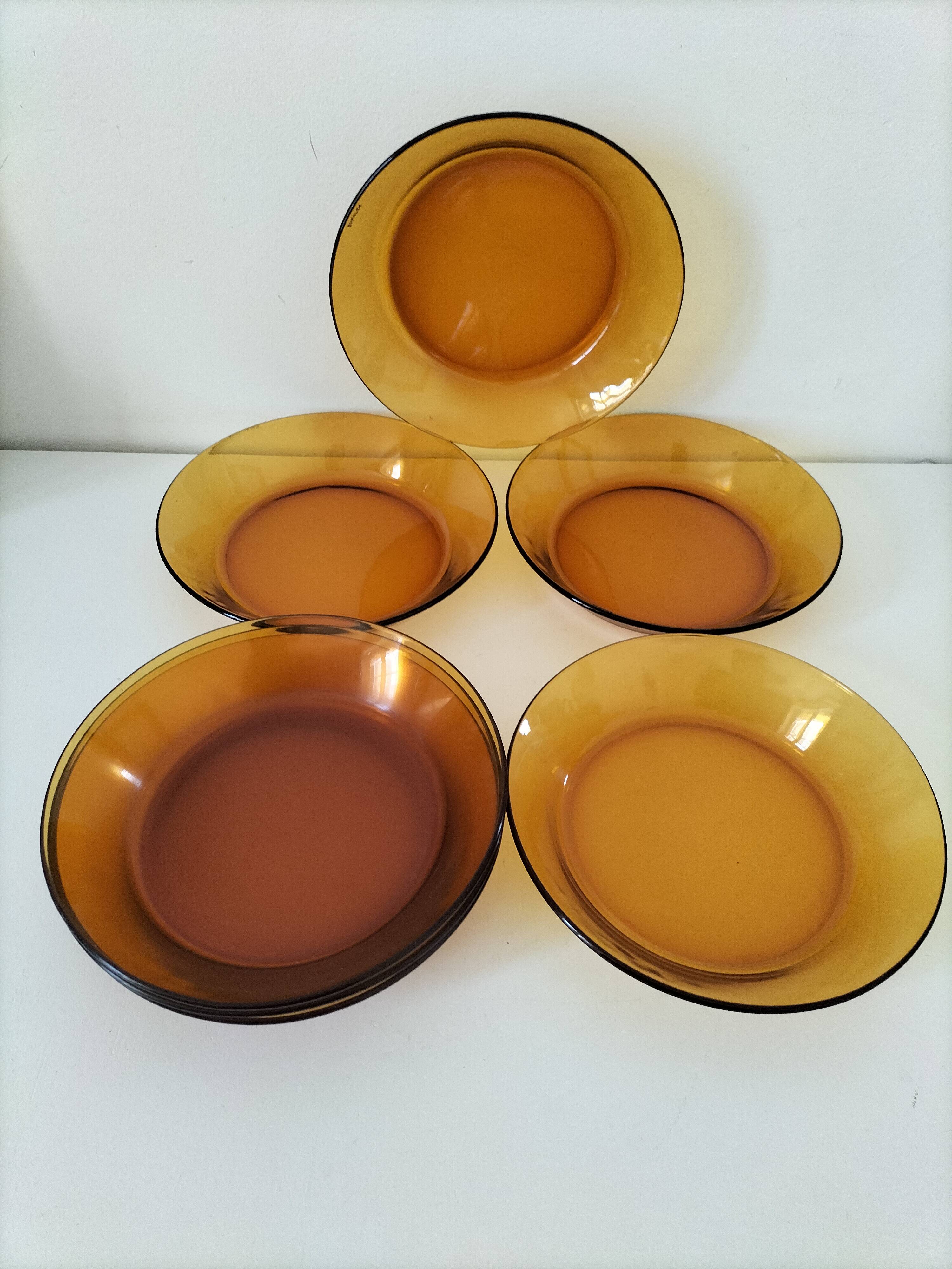 7 deep plates Duralex amber glass