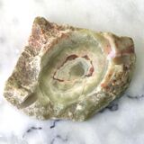 Marble pocket-empty ashtray