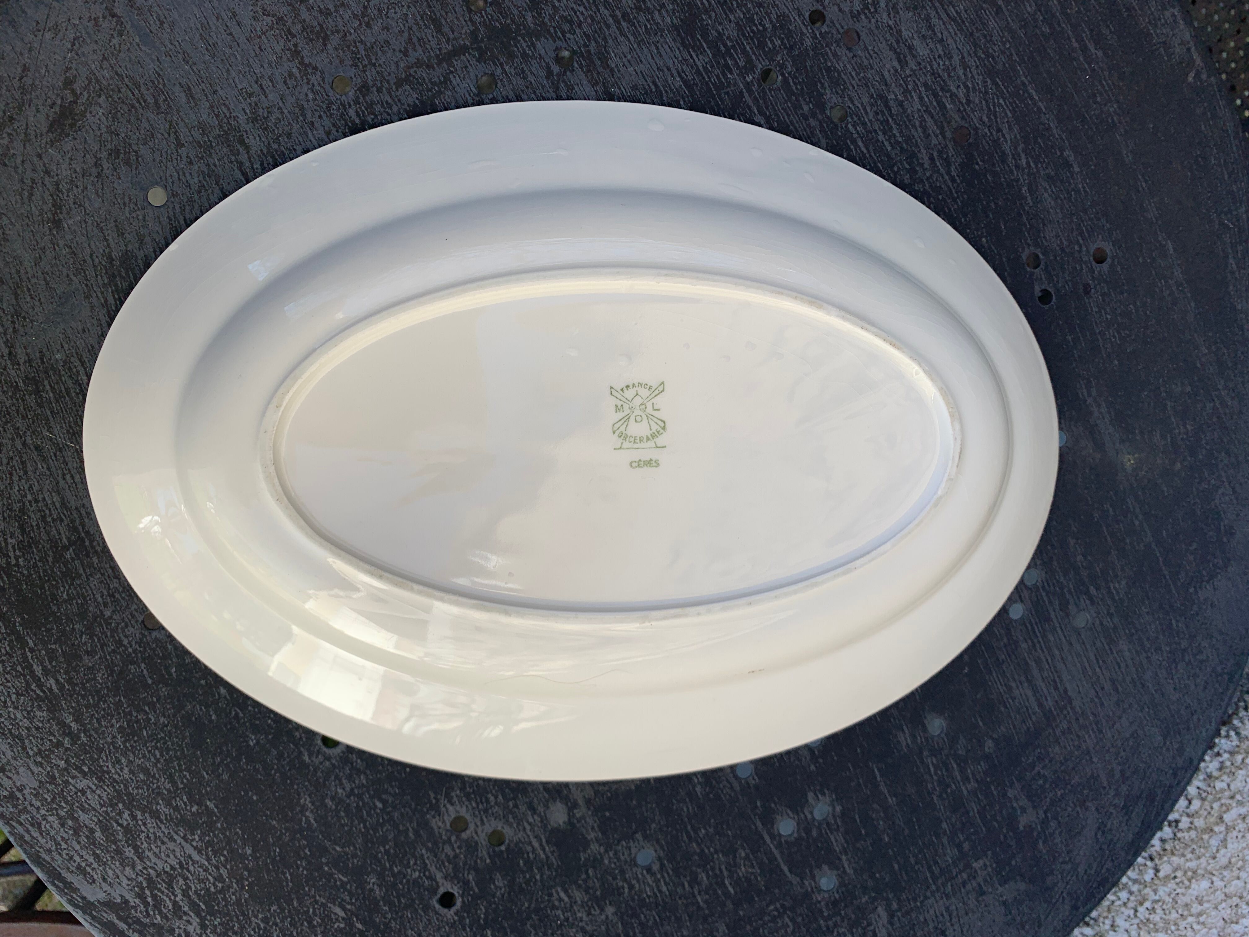 Set of two dishes, one with cakes and a hand-painted serving dish mill of wolves hamage Ceres