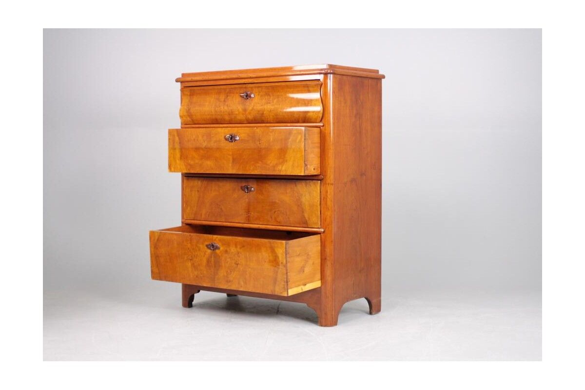 Walnut chest of drawers Europe circa 1900
