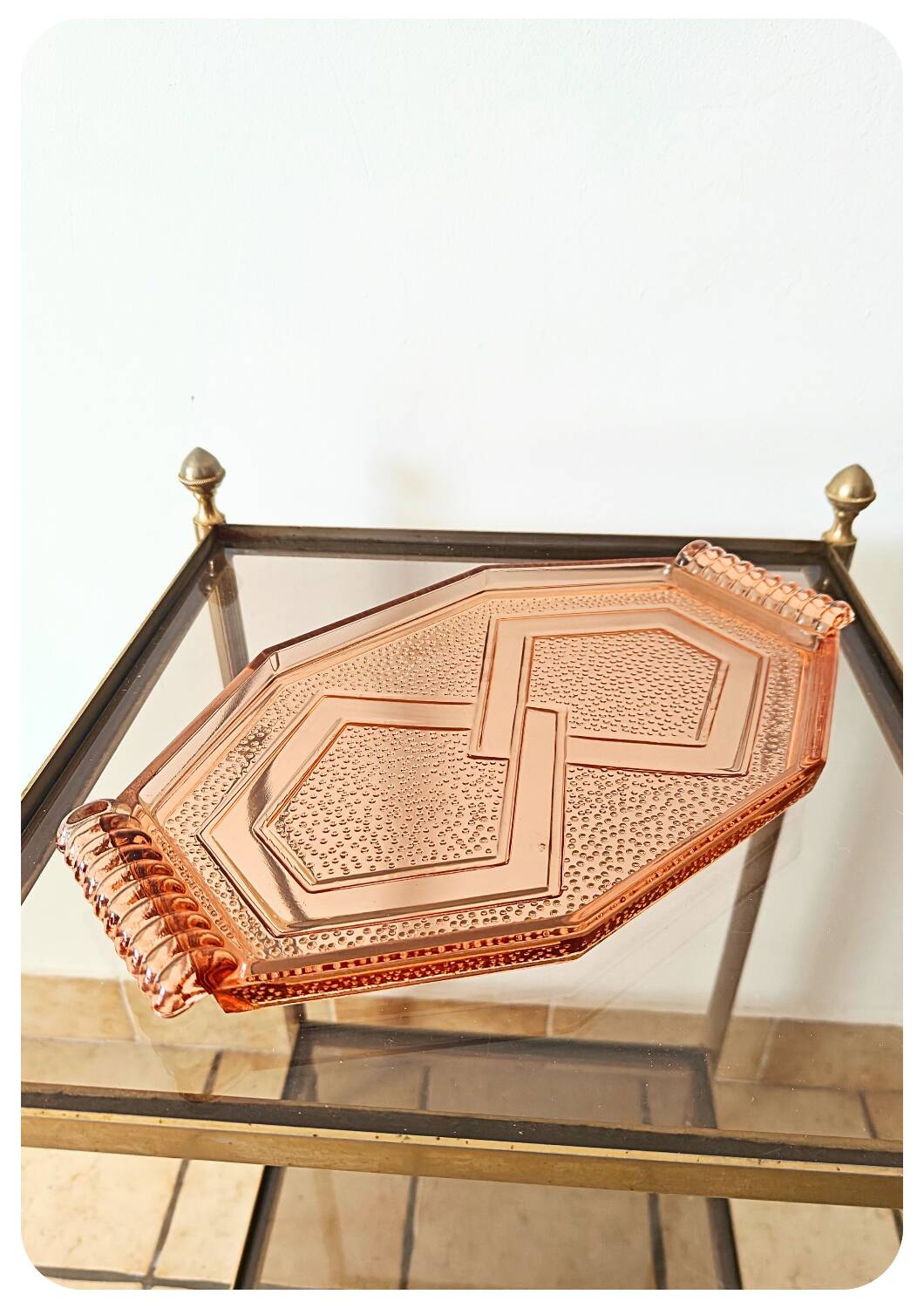 Plateau en verre rose Art Déco