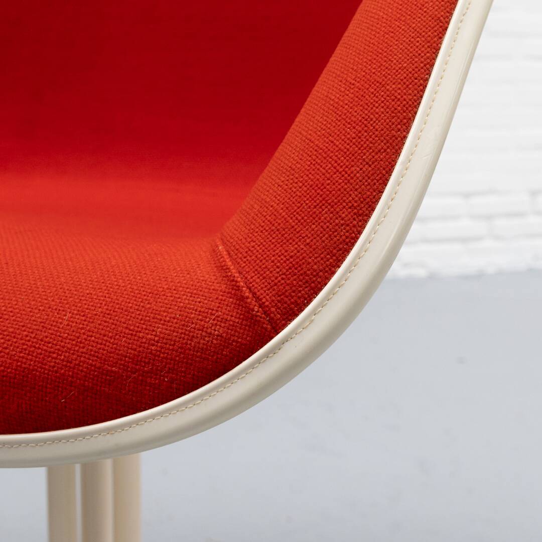 La Fonda Chair Charles & Ray Eames  for Vitra