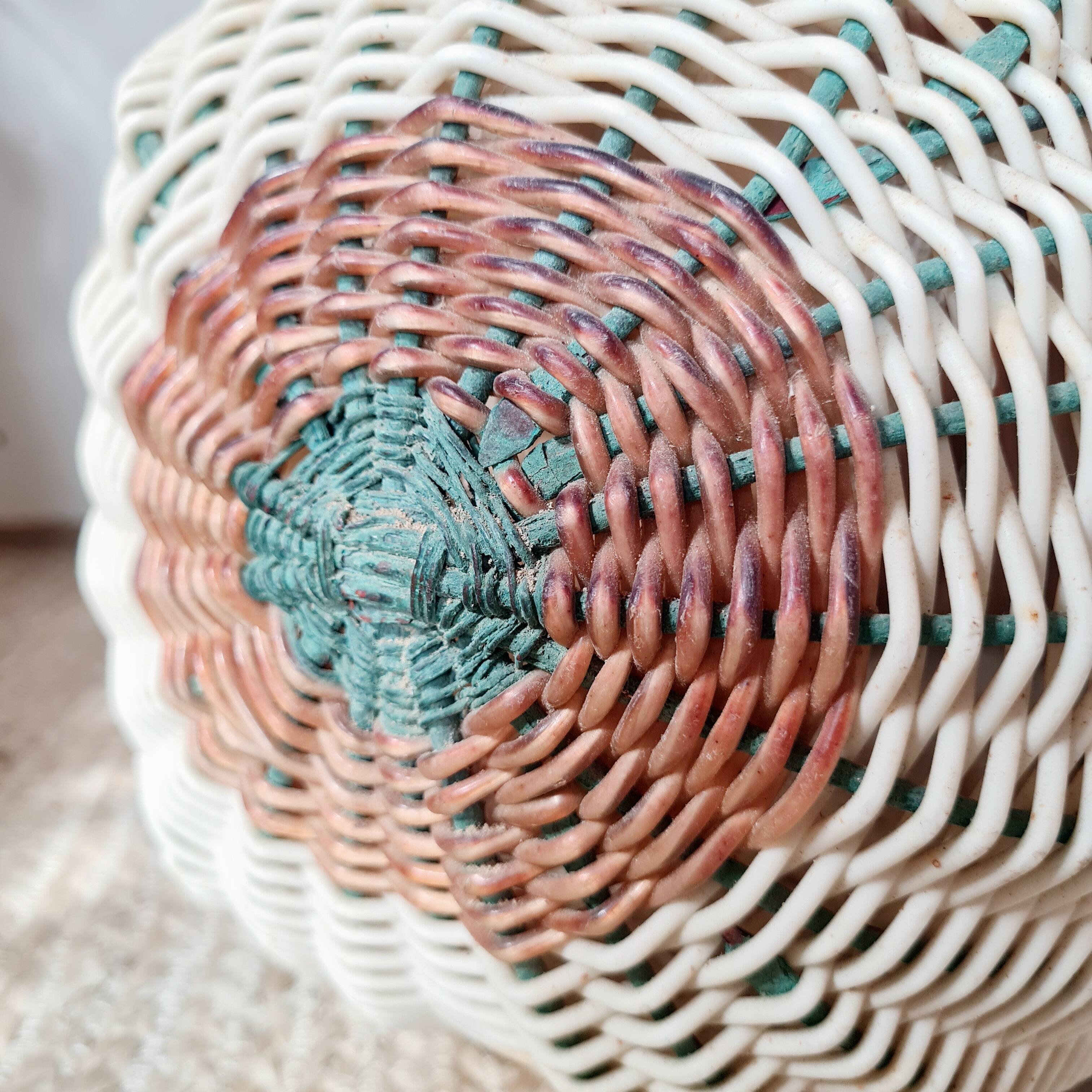 Panier ancien, besace en osier tressé - art populaire