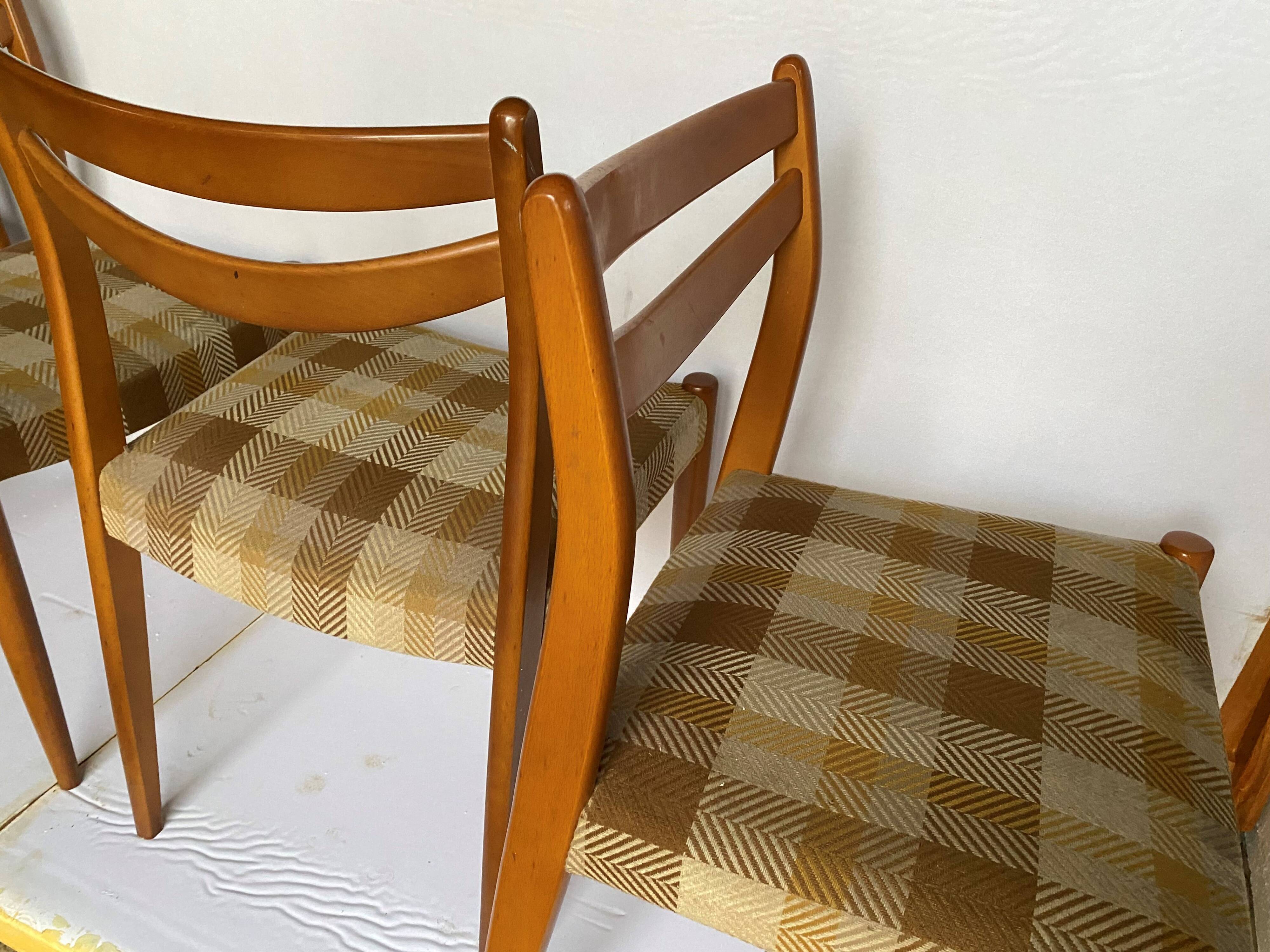 Series of 4 Scandinavian style chairs 1960