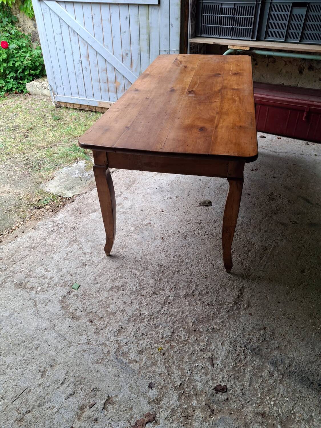 Dining table from Ile et Vilaine