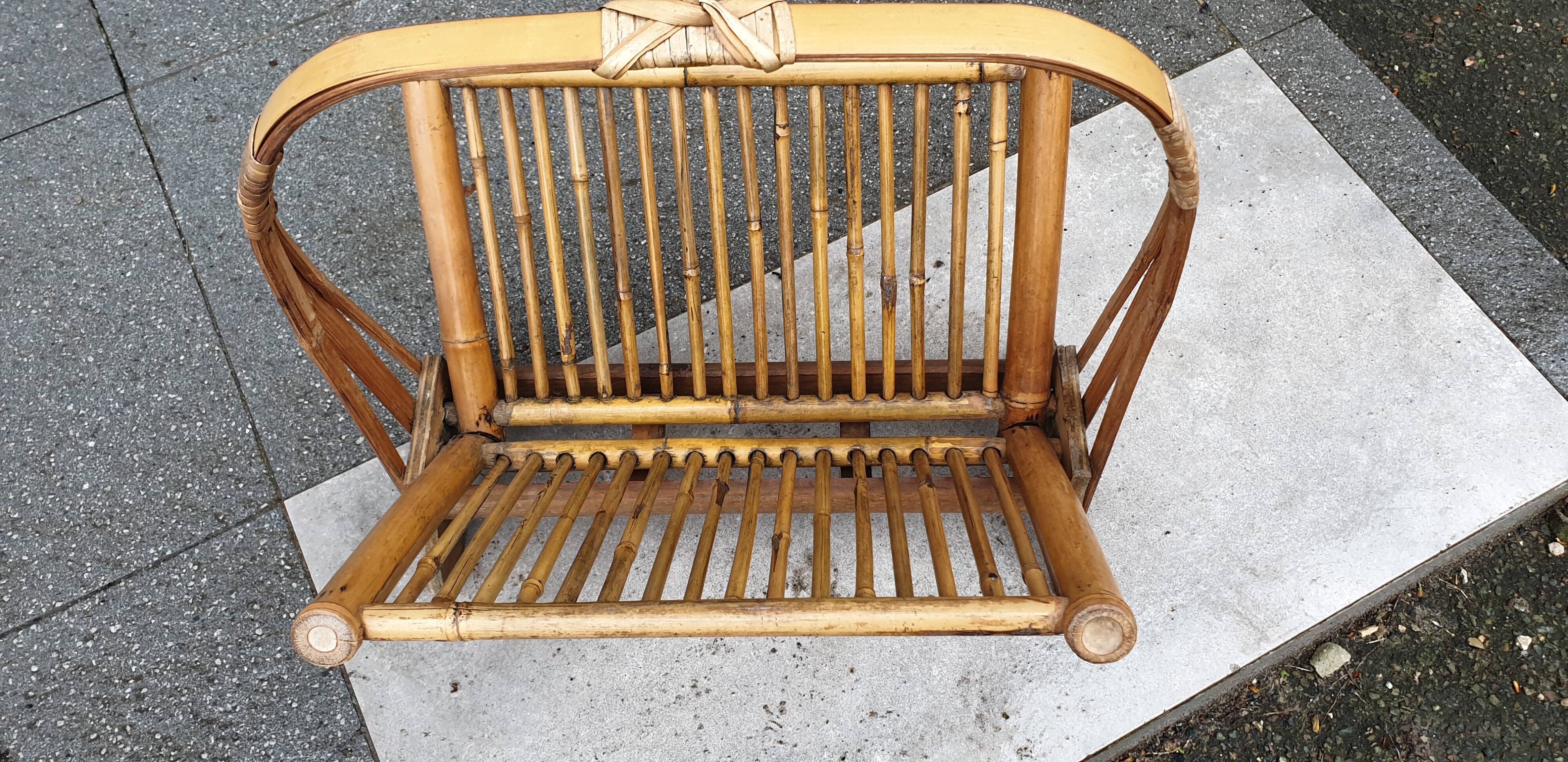 Rattan magazine rack