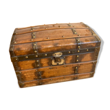 Coffre de poupée