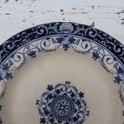 Ancient plate 1900 white and blue ceramic Jules Vieillard Bordeaux