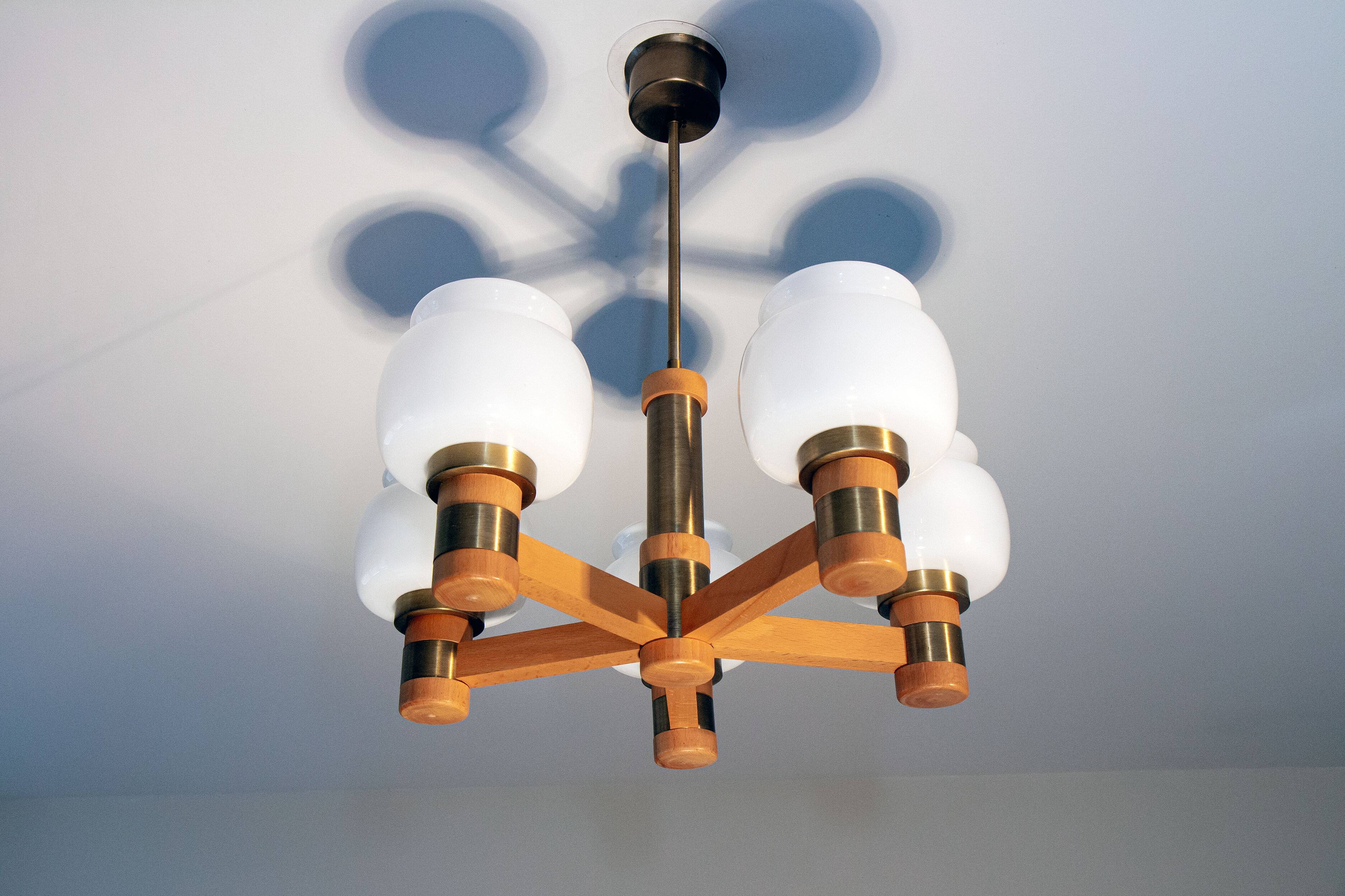 Scandinavian 5-branch chandelier, opaline, wood and brass, 1960
