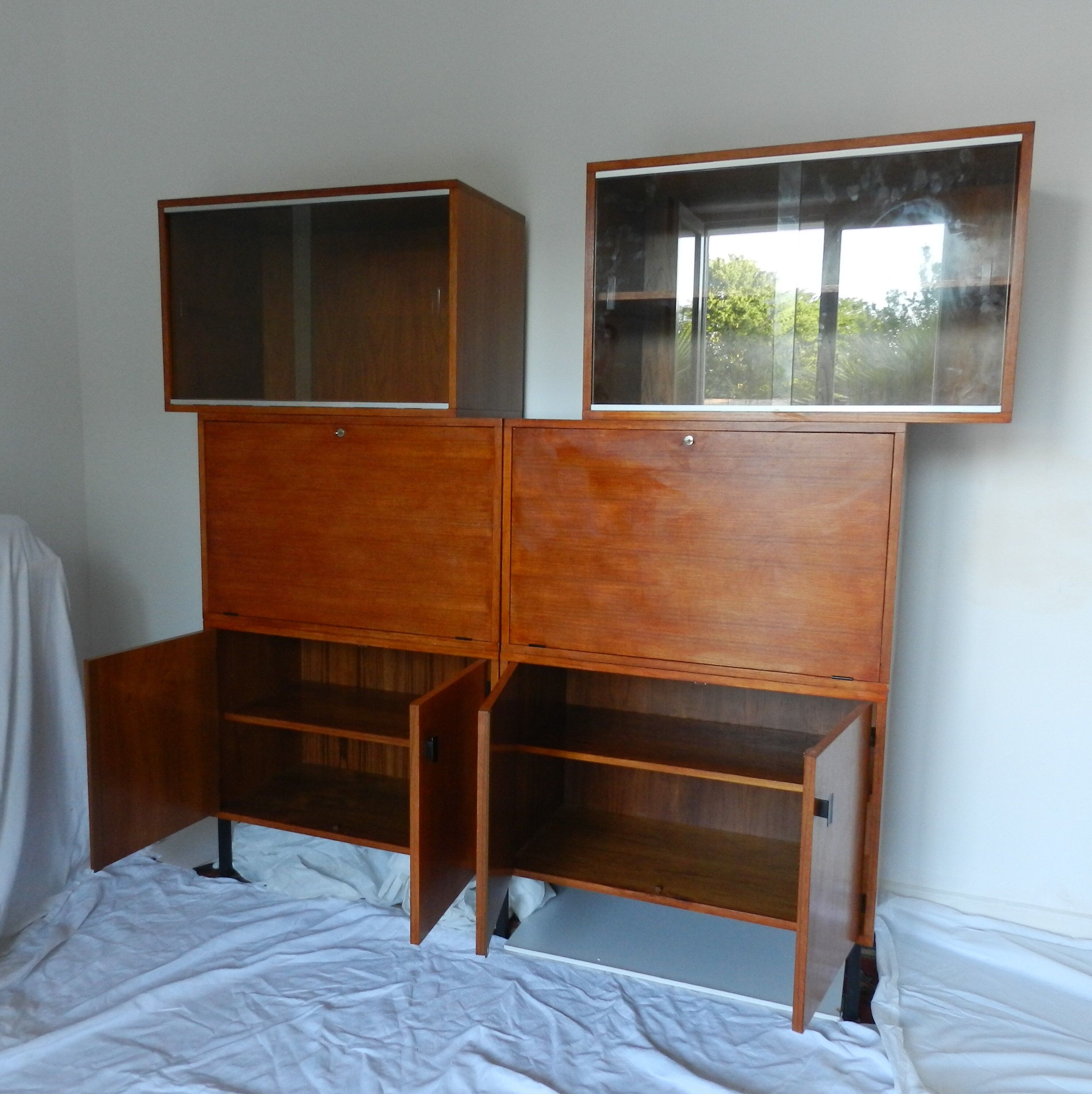 Living from the 60s/70s including 6 elements