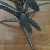 Vegetal leg table with glass top