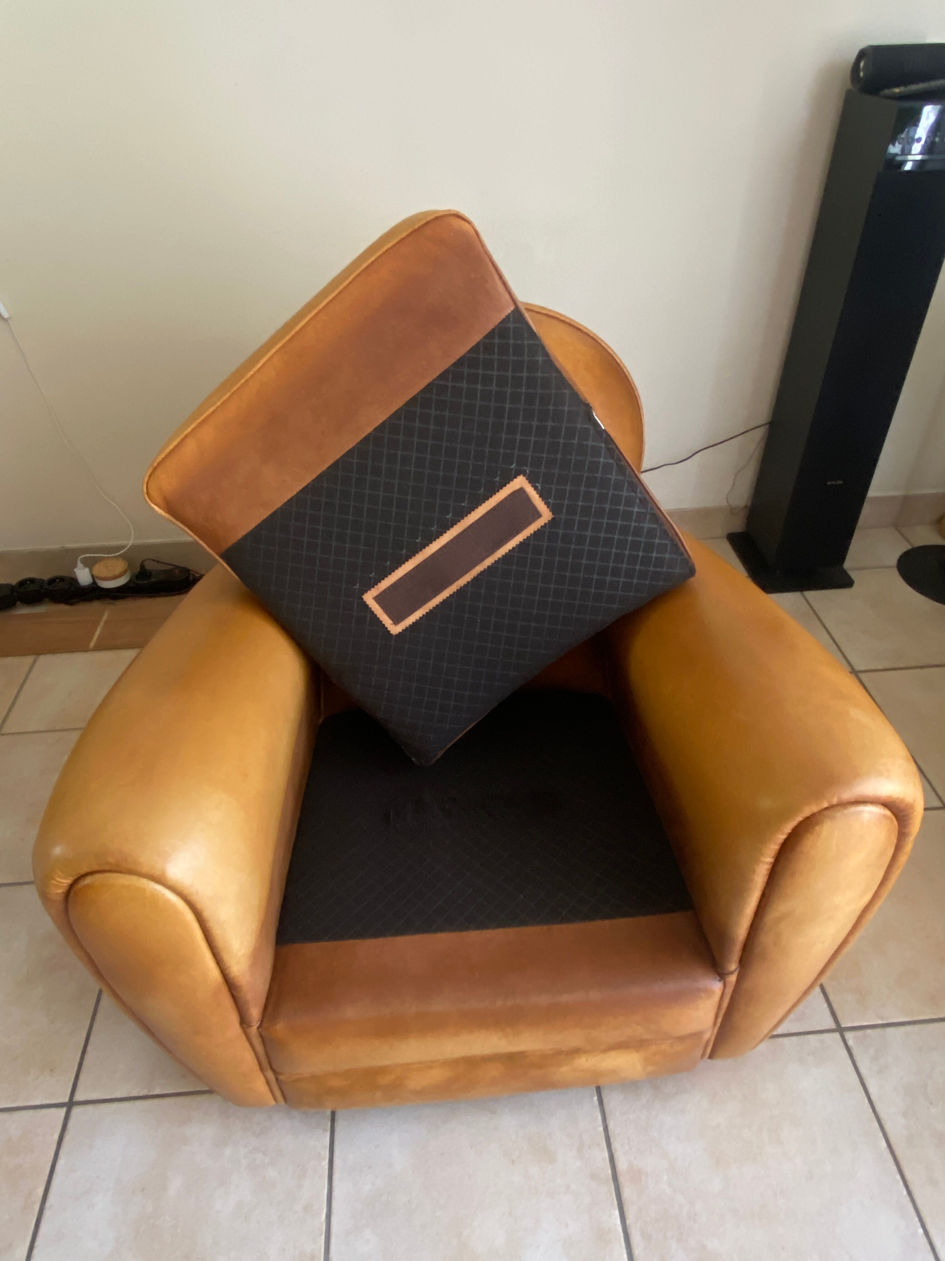 Leather club armchair