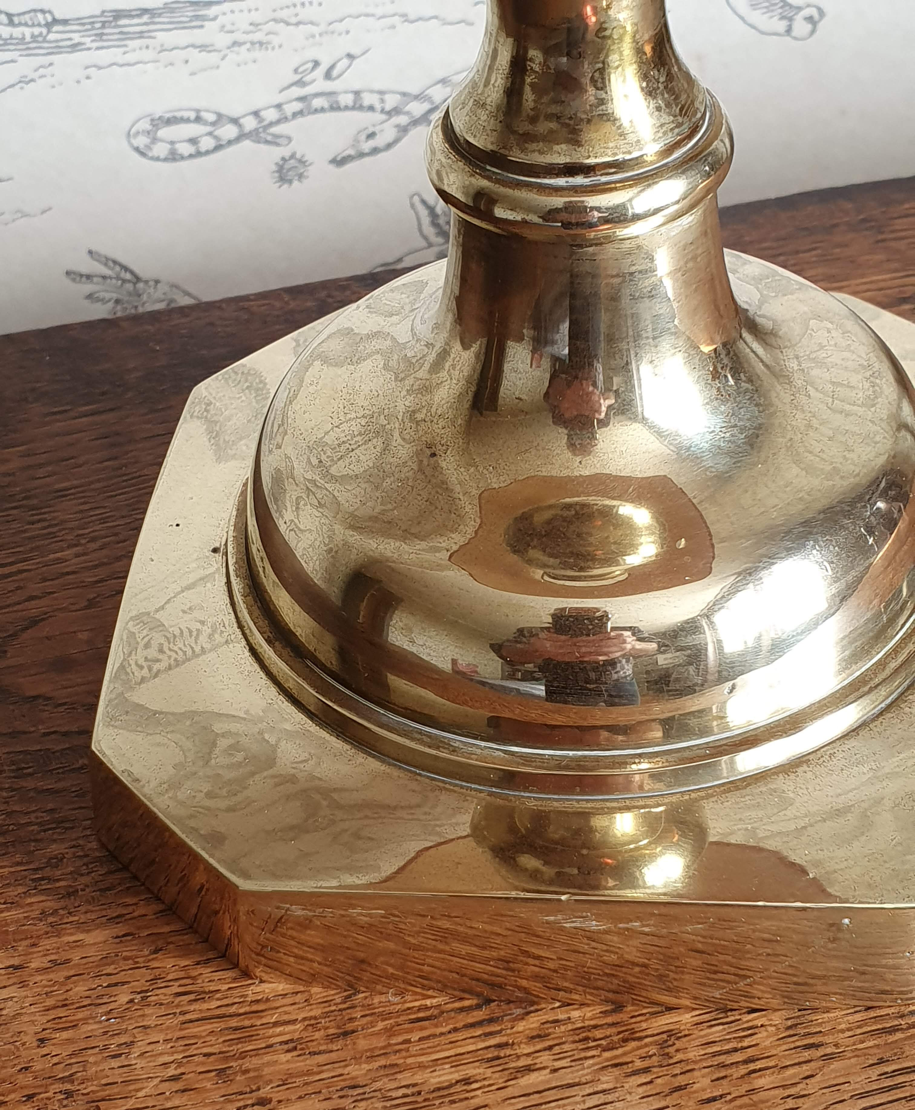 Gilded bronze lamp