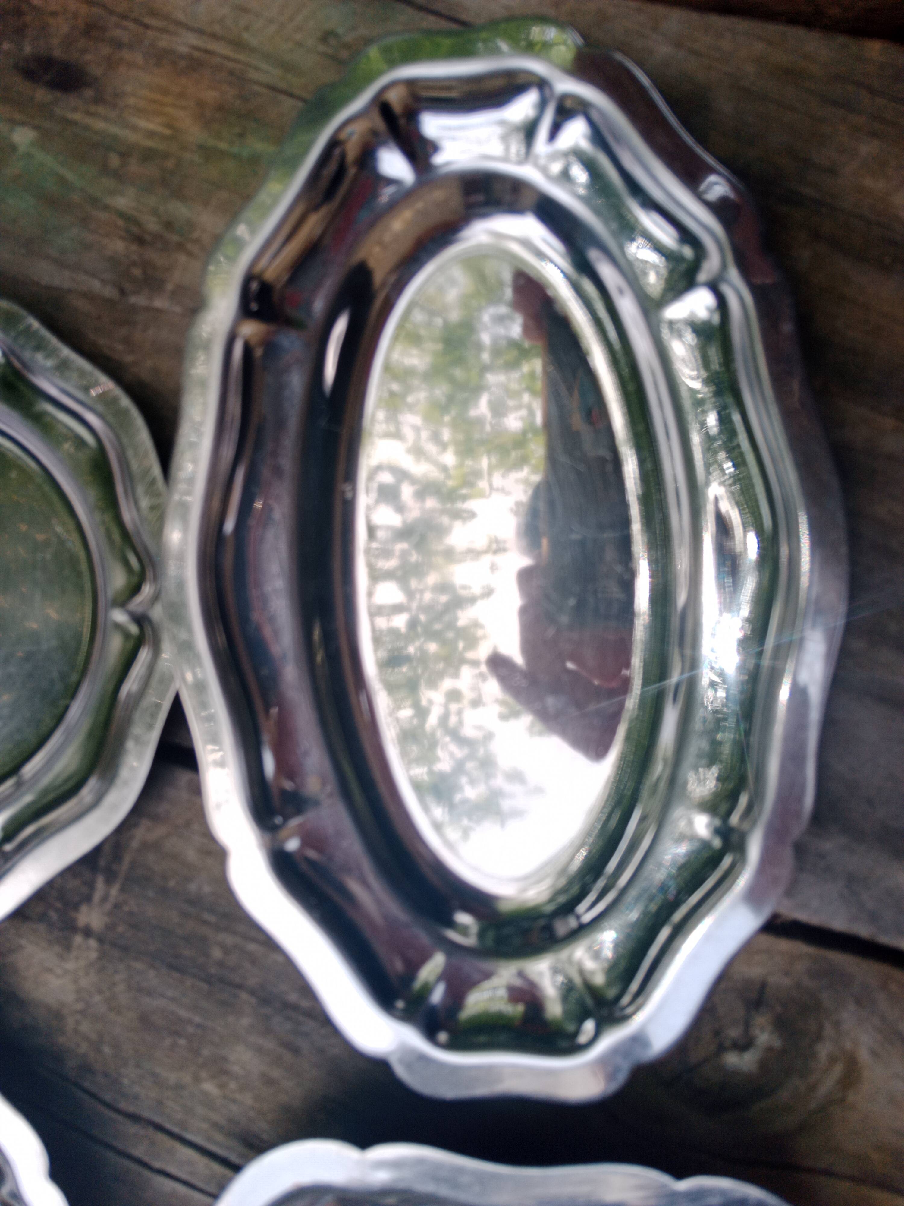 Small vintage platters and presentation forks