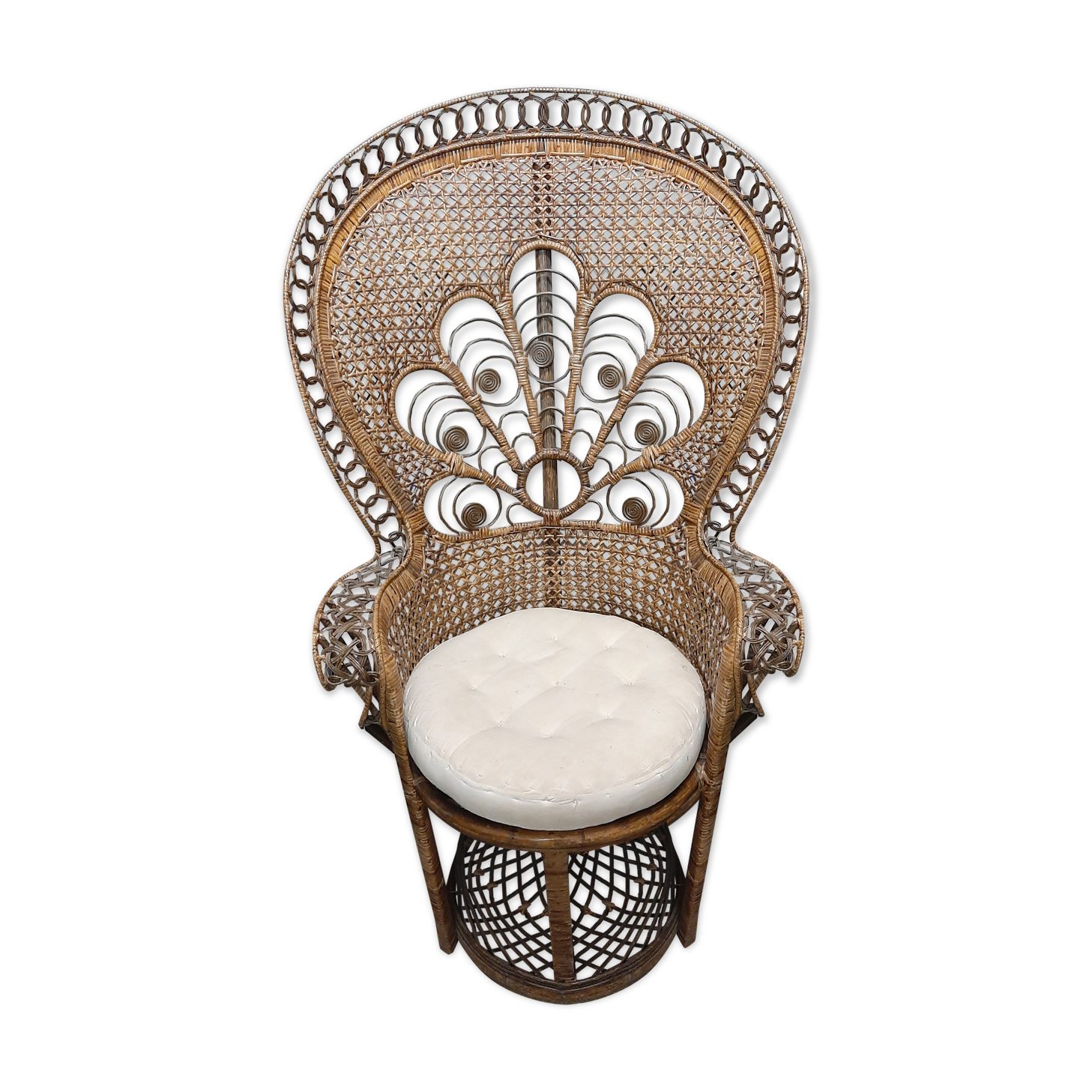Emmanuel armchair
