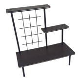 Table shelf plant holder