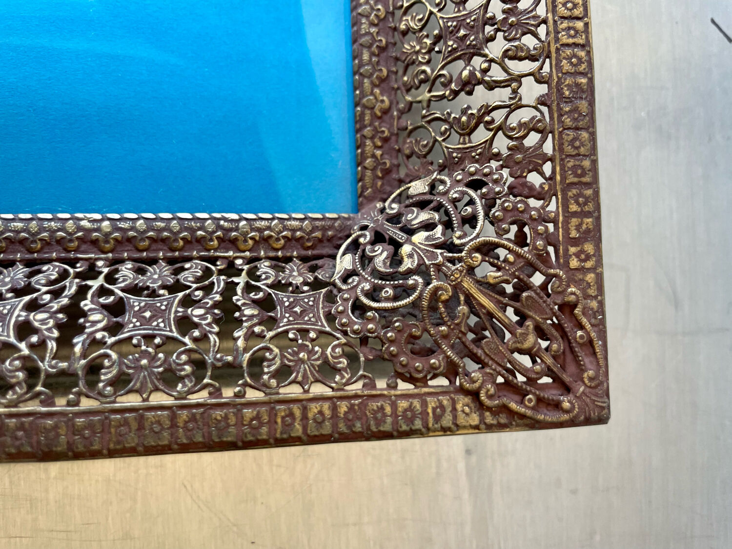 Antique Metal Picture Frame in Baroque style convex glass