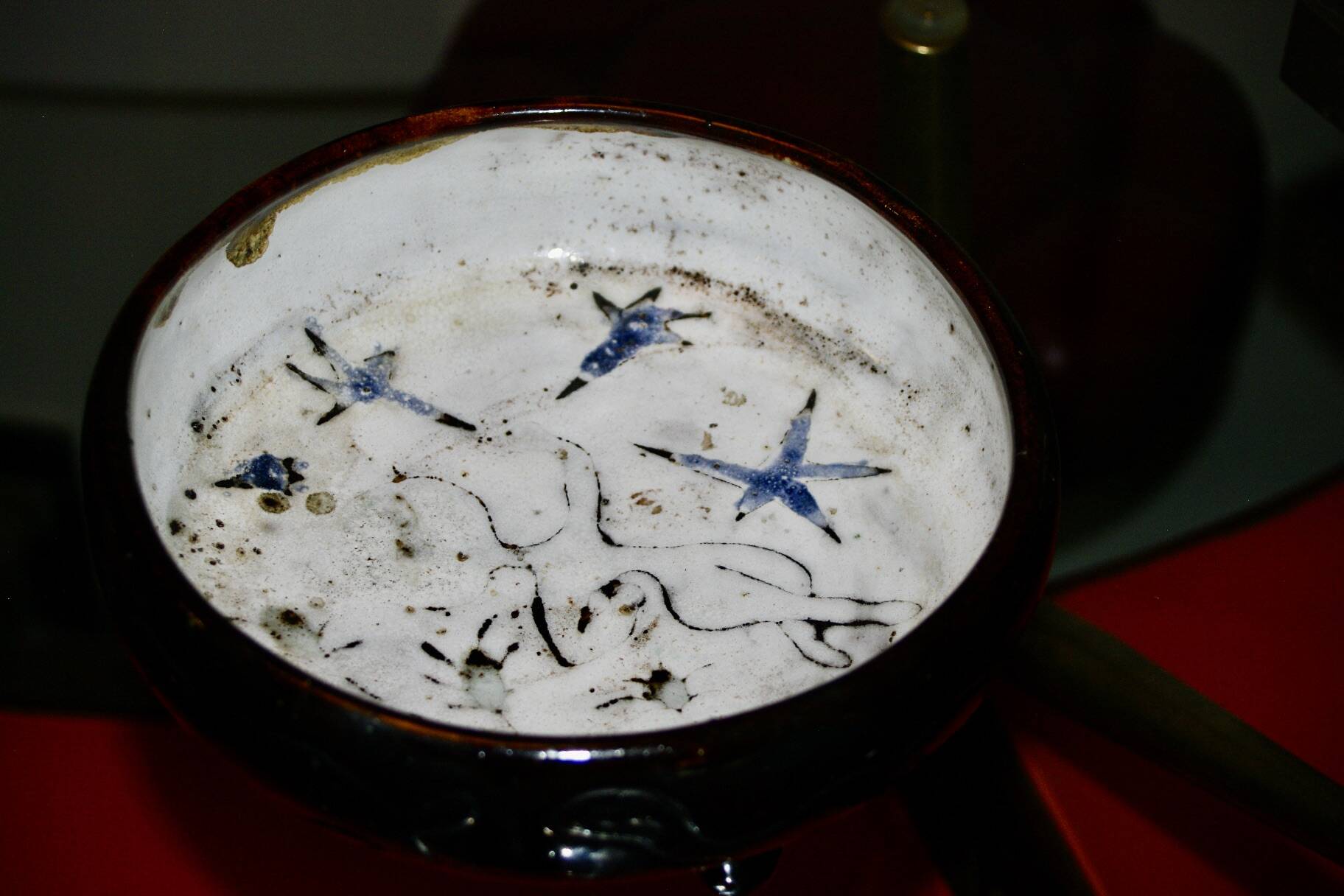 Empty ceramic pocket by Jean Rivier