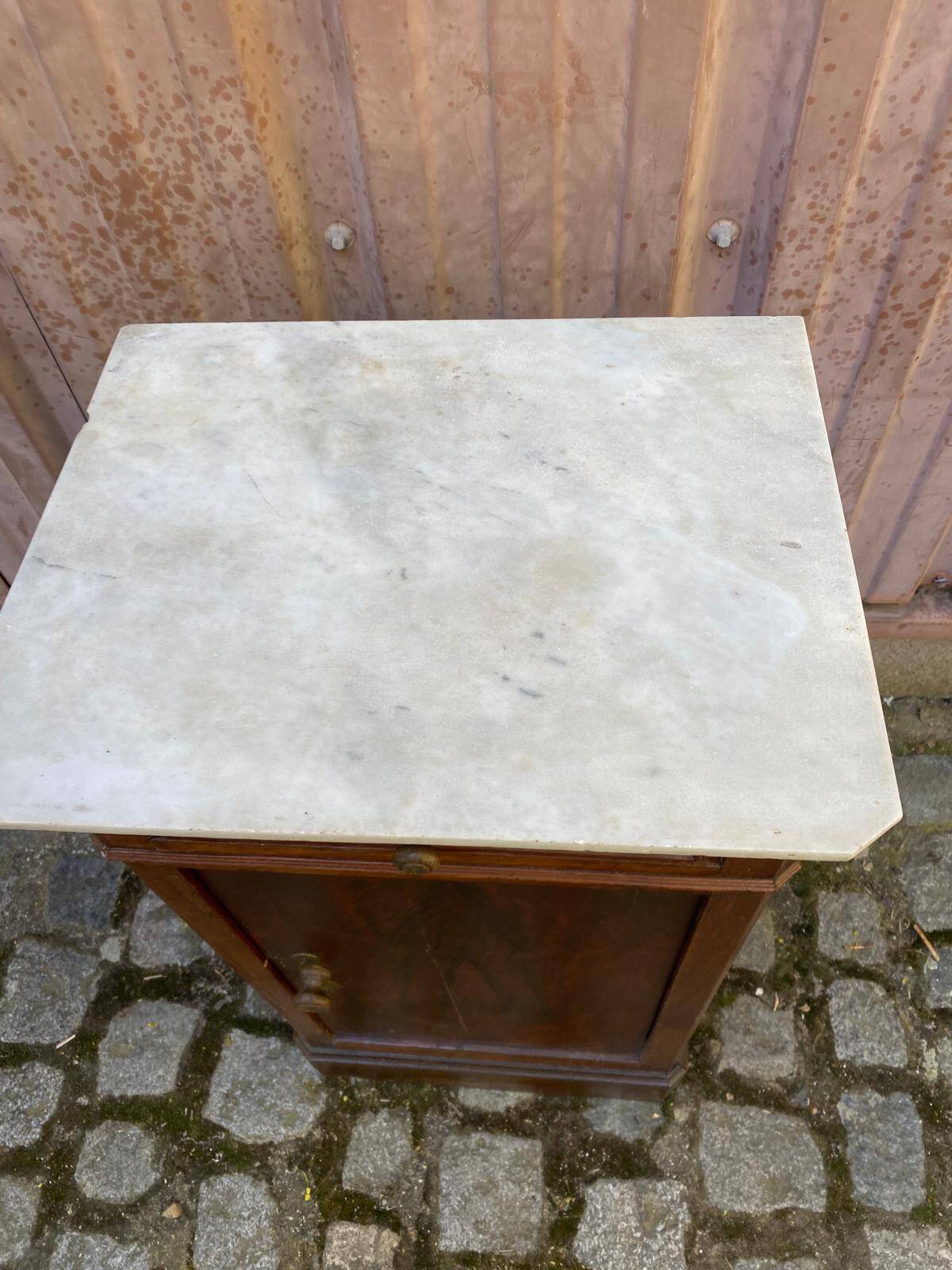 Table de chevet Louis Philippe acajou et marbre blanc du 19ème