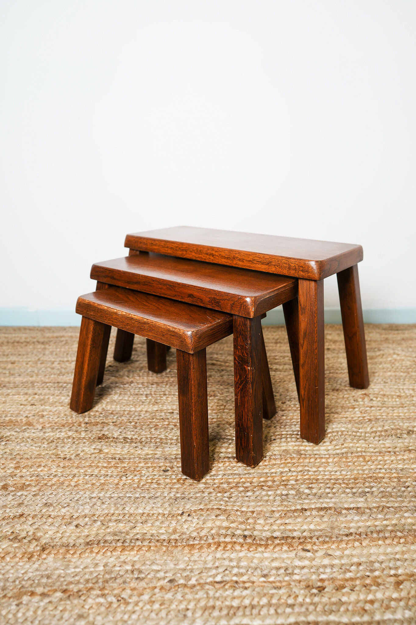 Oak nesting tables