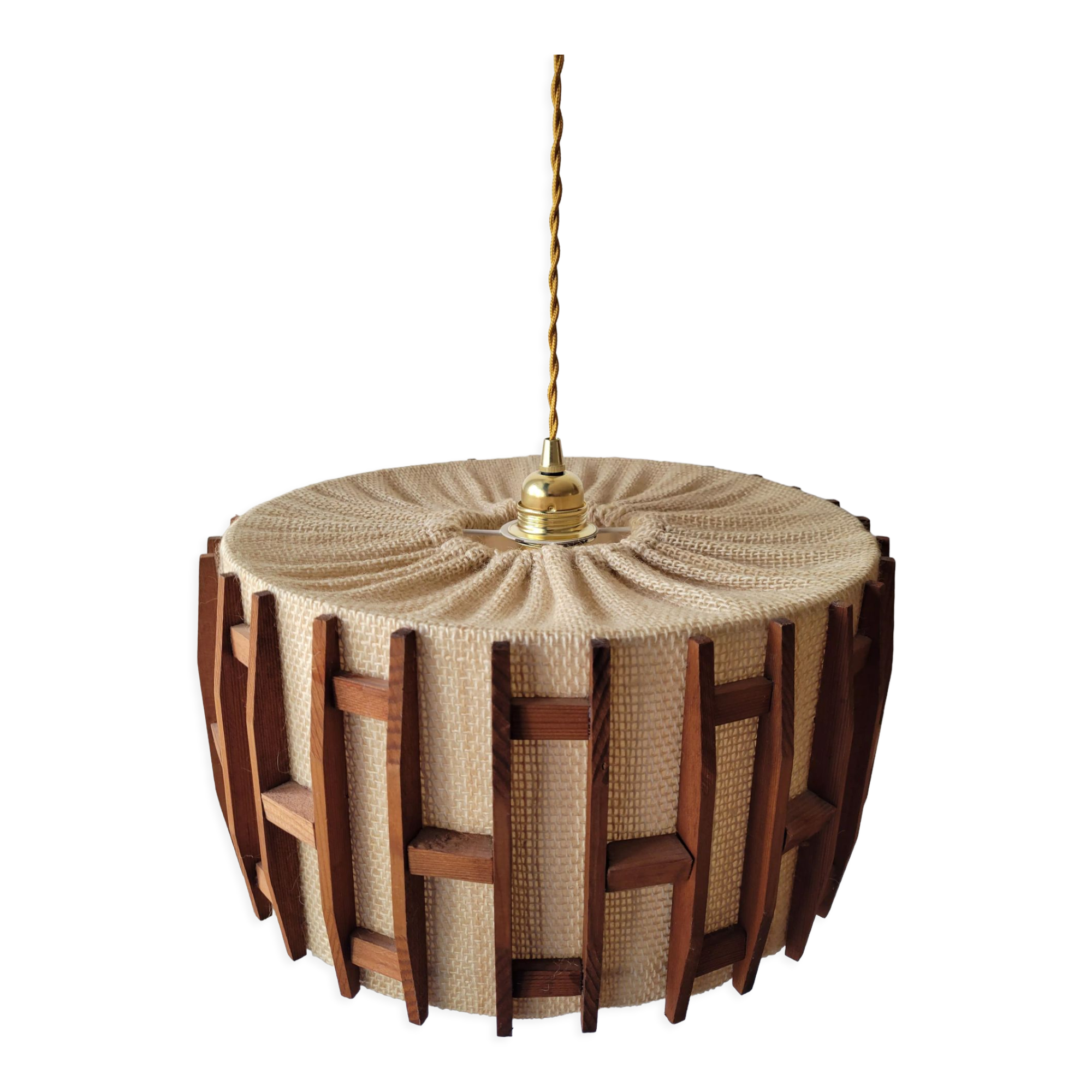 Scandinavian pendant lamp in wood and burlap