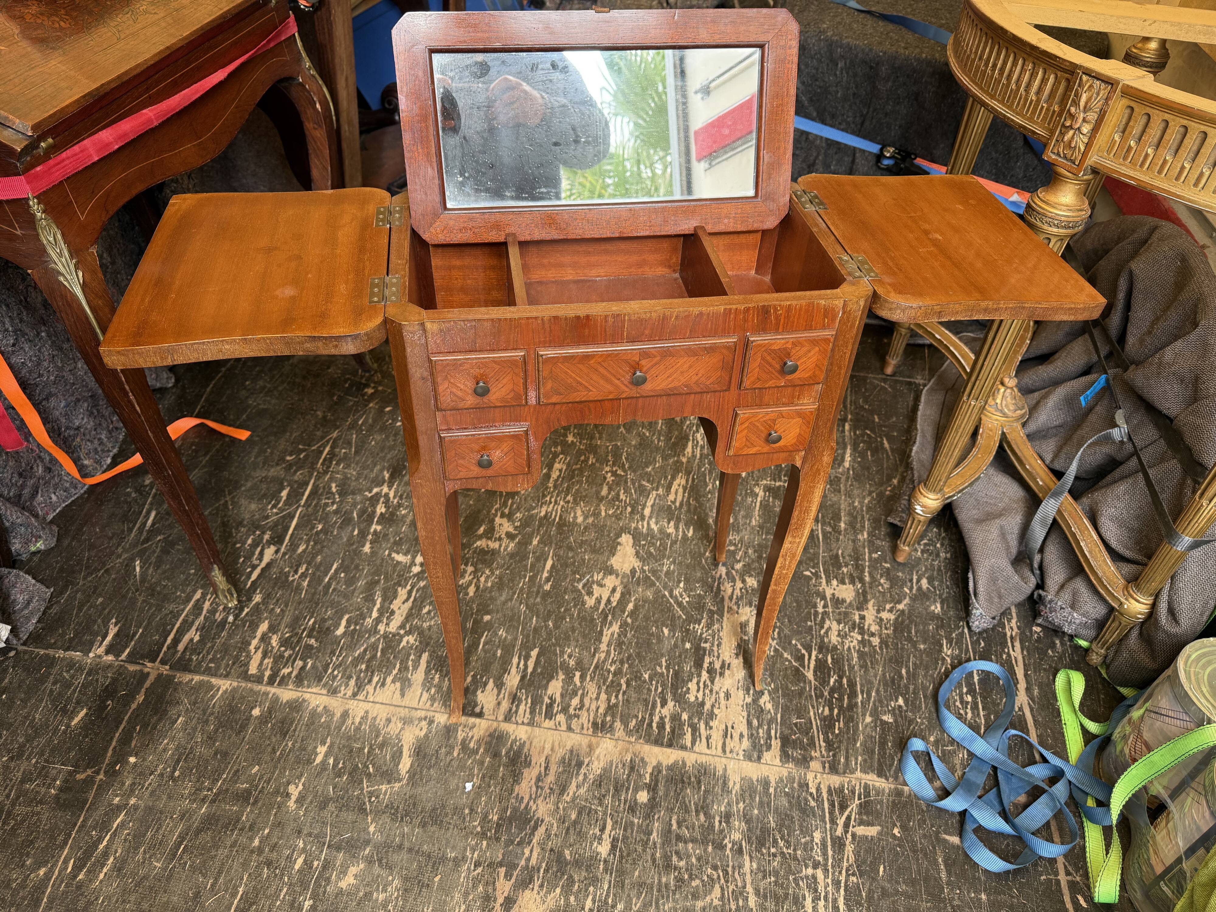 Small 19th century dressing table