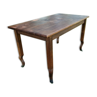 Restaurant table