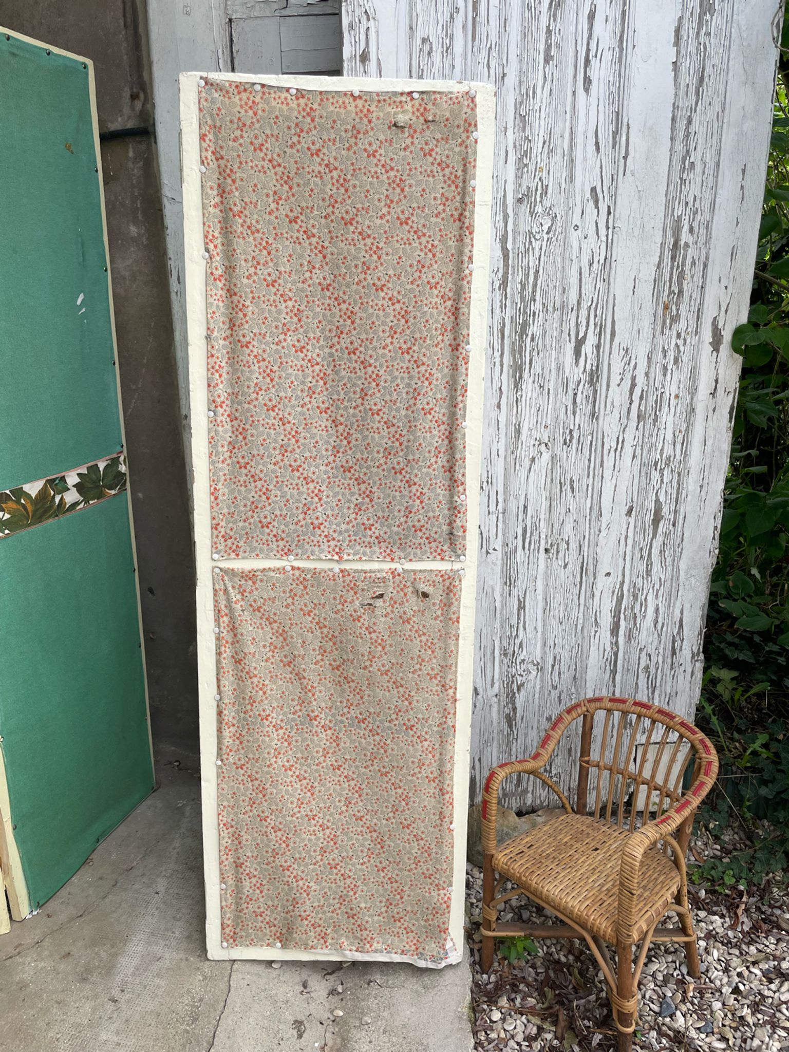 Flower screen