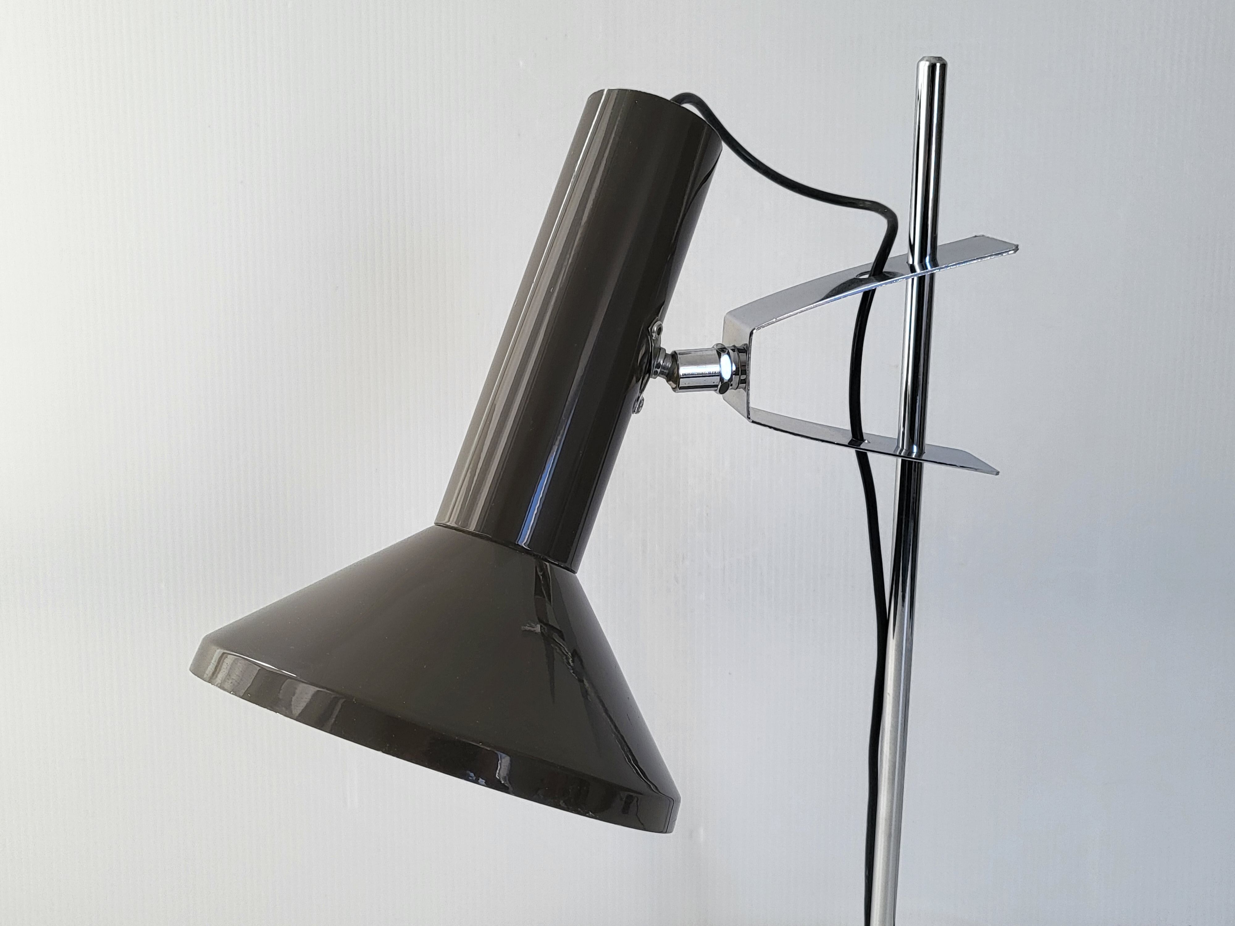 Vintage table lamp 1970 lacquered metal