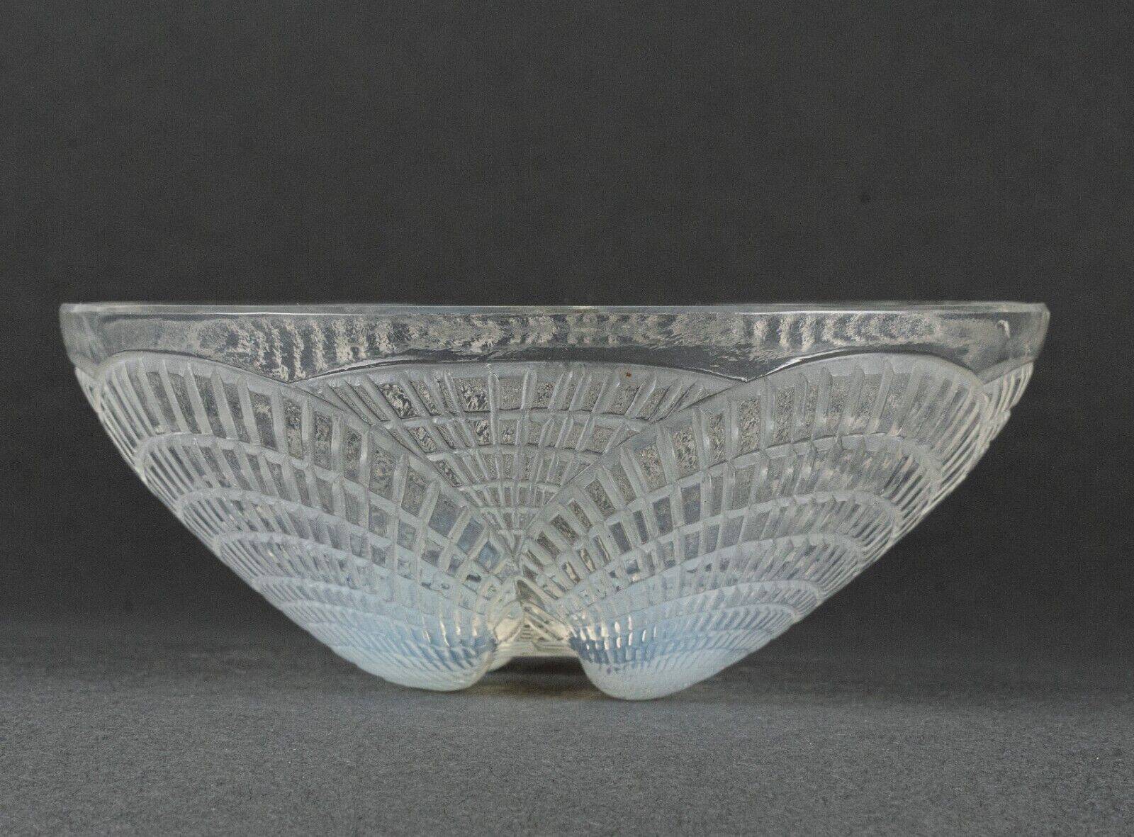 Lalique France opalescent scallop bowl numbered 3204