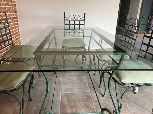 Ensemble en fer forgé table et chaises